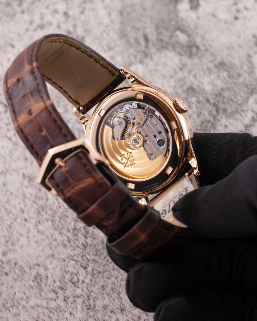 Patek Philippe Calatrava 5296R-010