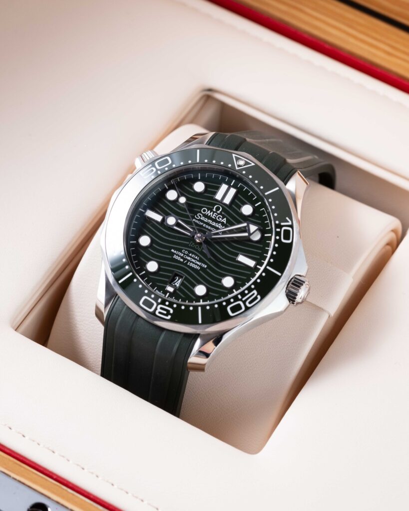 Omega Seamaster 210.32.42.20.10.001 2025