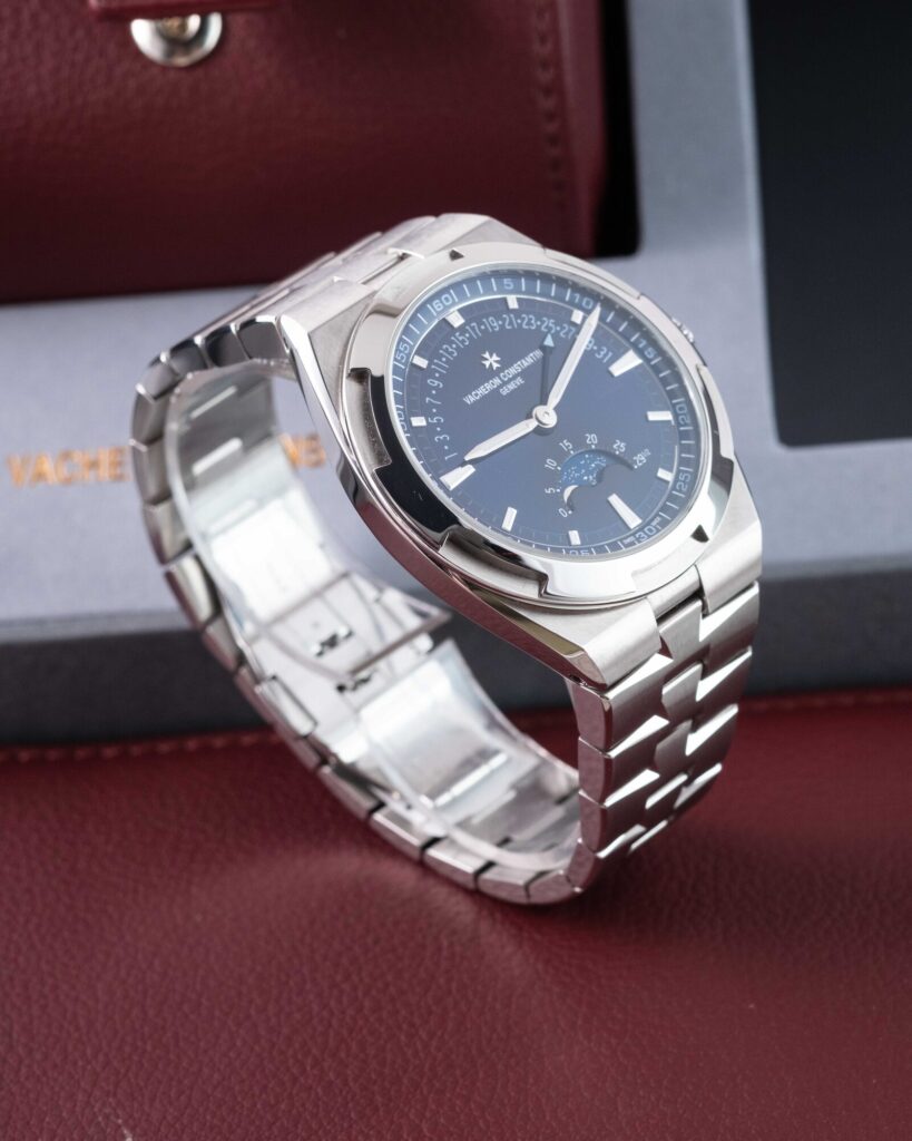 Vacheron Constantin Overseas 4000V210A-B911 2025