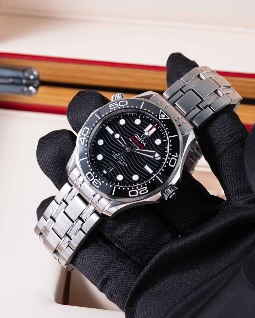 Omega Seamaster 300M 210.30.42.20.01.001 2026