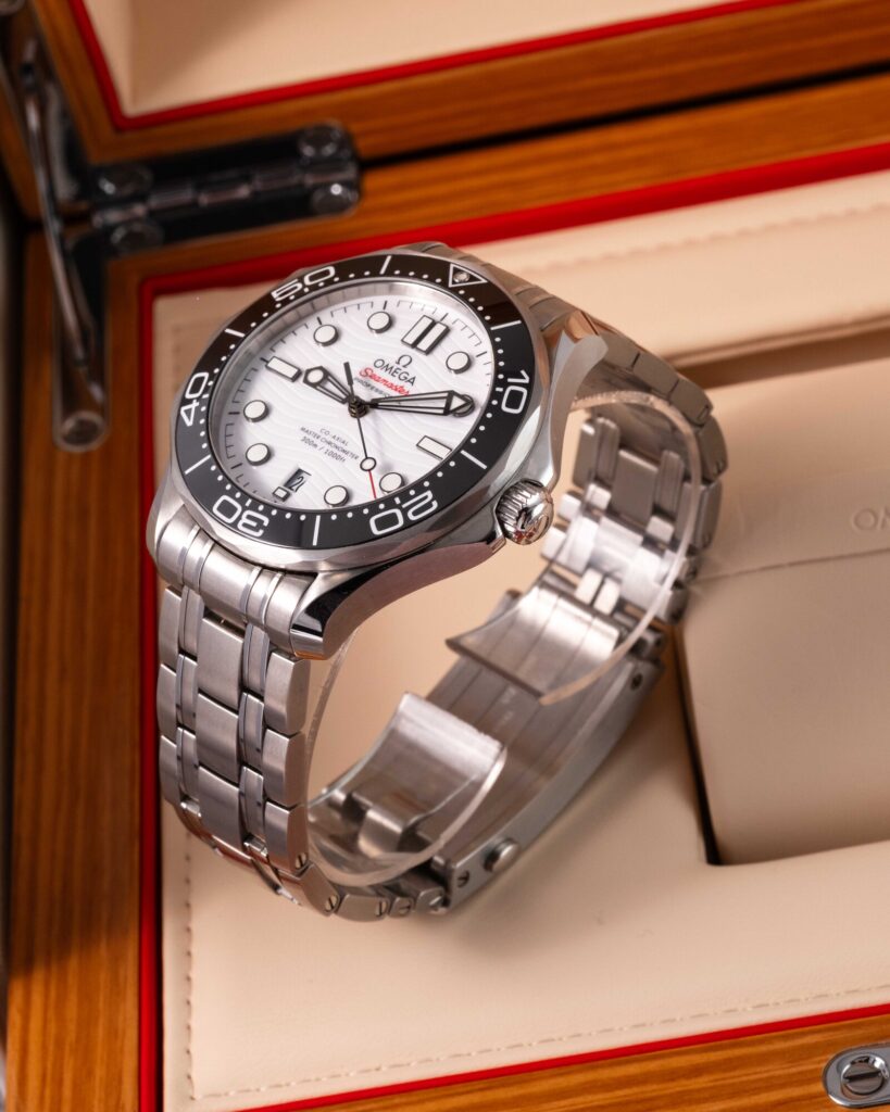 Omega Seamaster Diver 300M  210.30.42.20.04.001 2022