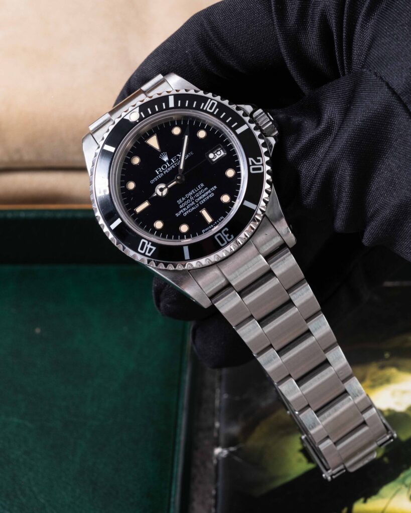 Rolex Sea-Dweller 16660