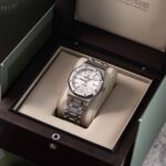 Audemars Piguet Royal Oak 15400ST.OO.1220ST.02 2012
