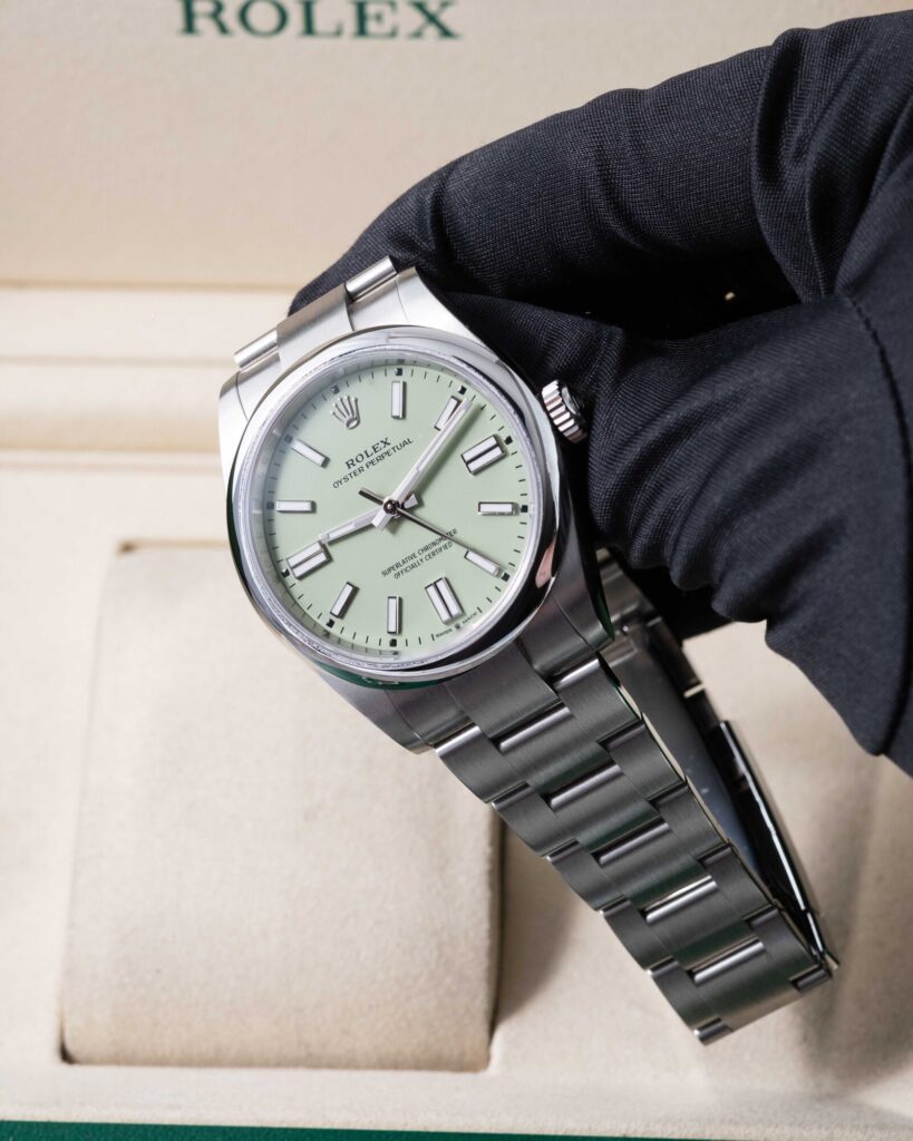Rolex Oyster Perpetual 134300 2026