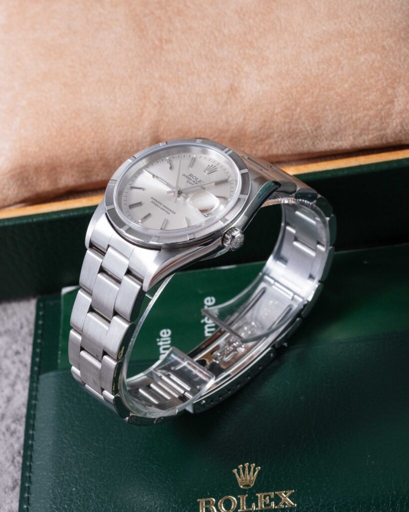 Rolex Oyster Perpetual Date 15210 2006