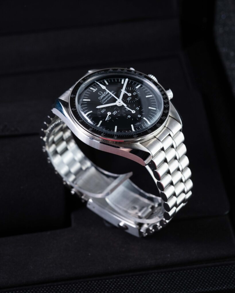 Omega Speedmaster 310.30.42.50.01.001 2021