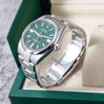 Rolex Oyster Perpetual 134300 2025