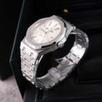 Audemars Piguet Royal Oak 15400ST.OO.1220ST.02 2016