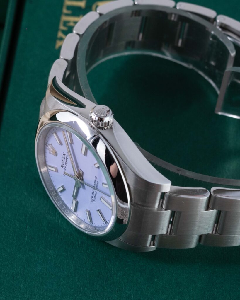 Rolex Oyster Perpetual 124200 2025