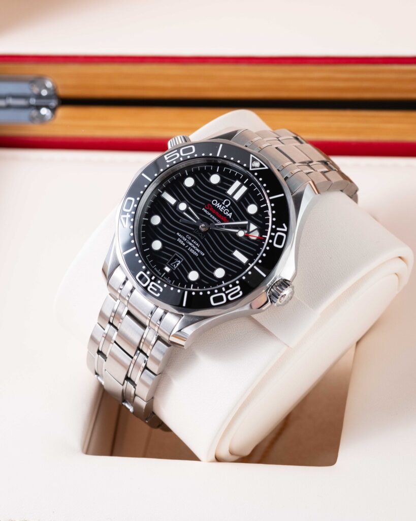 Omega Seamaster 300M 210.30.42.20.01.001 2026