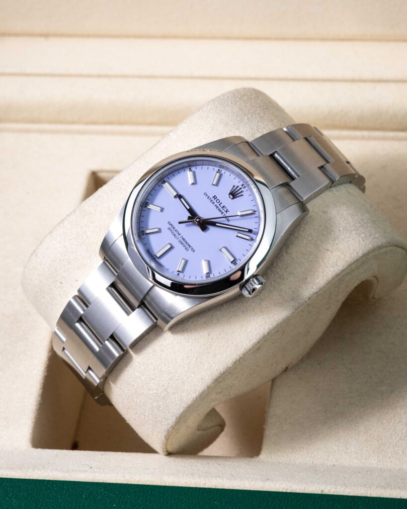 Rolex Oyster Perpetual 124200 2025