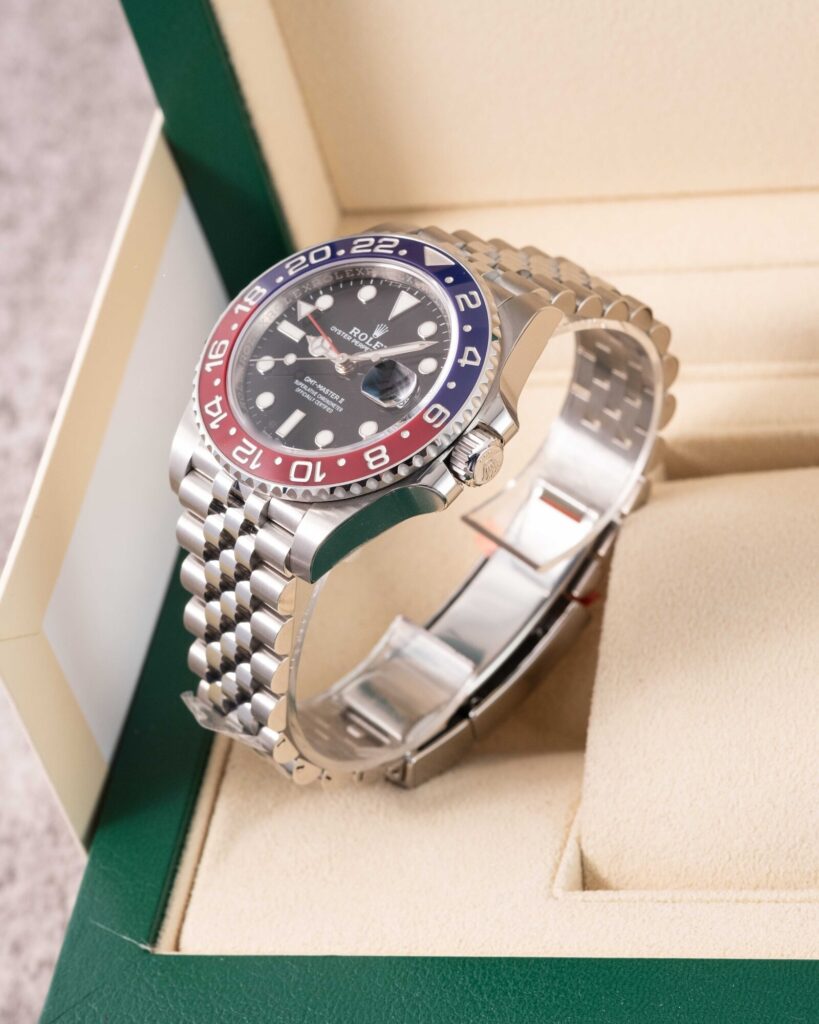 Rolex GMT-Master II 126710BLRO 2018