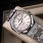 Audemars Piguet Royal Oak 15400ST.OO.1220ST.02 2012