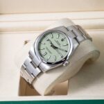 Rolex Oyster Perpetual 134300 2026