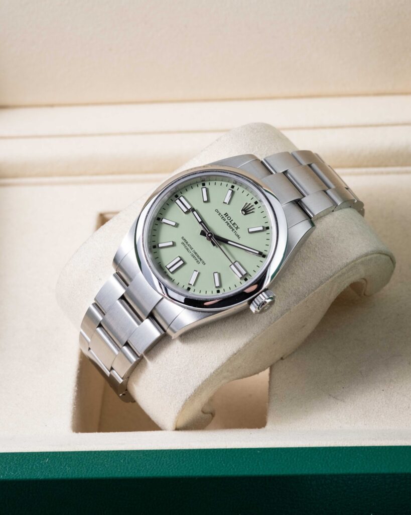 Rolex Oyster Perpetual 134300 2026