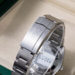 Rolex Oyster Perpetual 124200 2025