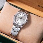 Rolex Oyster Perpetual Date 15210 2006