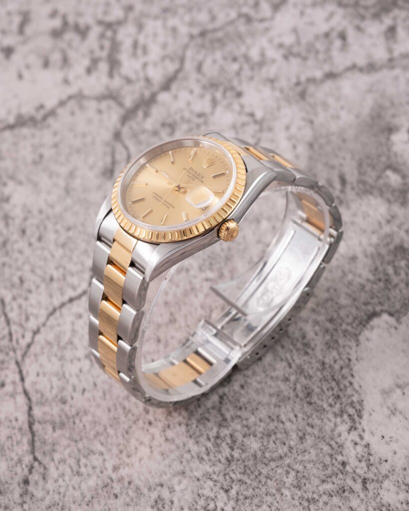 Rolex Oyster Perpetual Date 15223 2000