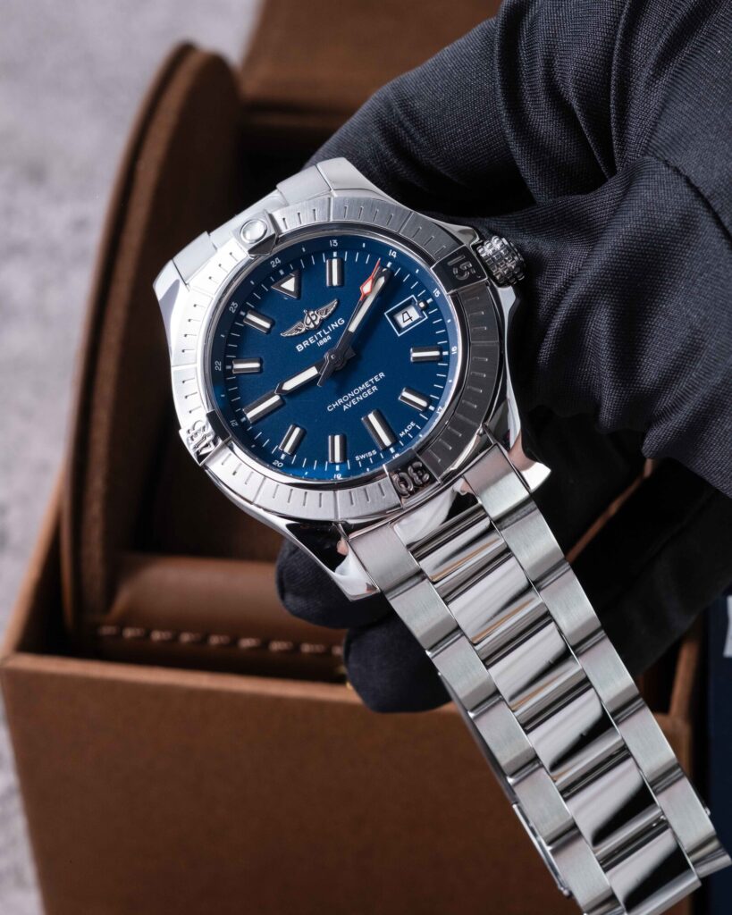 Breitling Avenger A17318101C1A1 2019