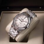 Audemars Piguet Royal Oak 15400ST.OO.1220ST.02 2012