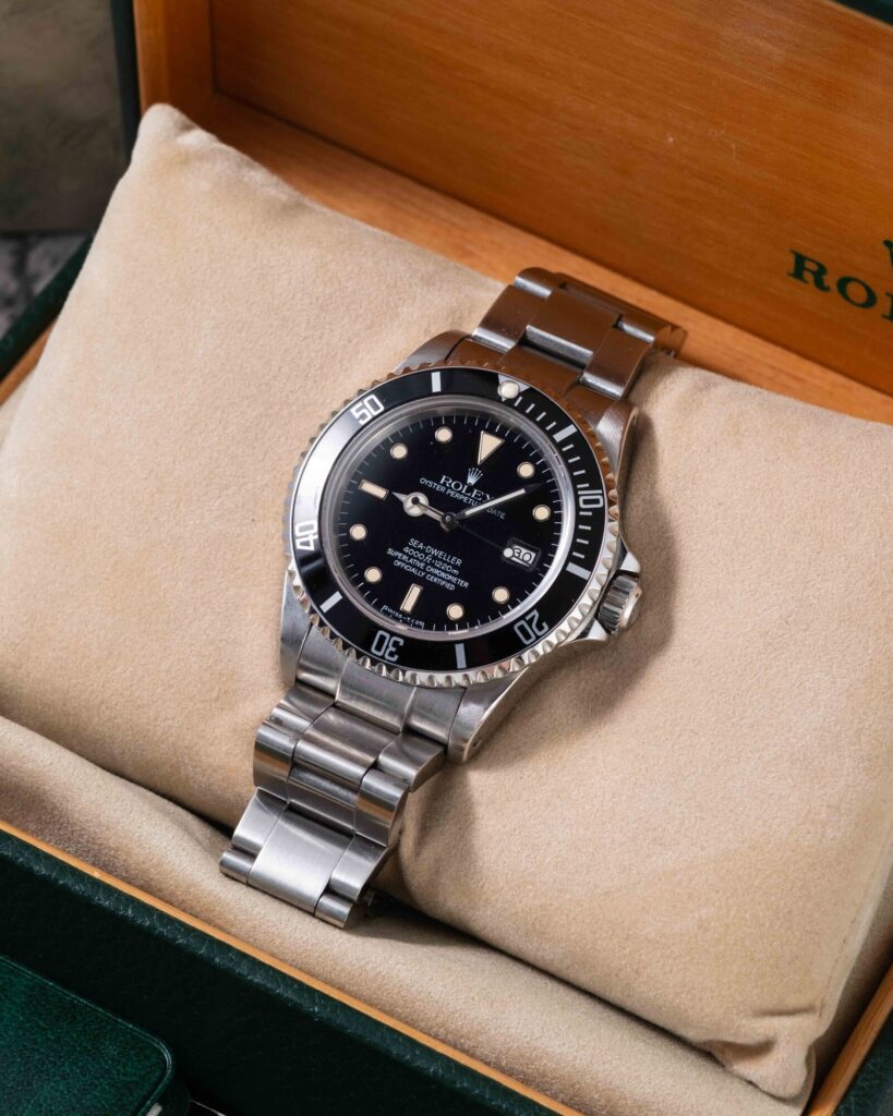 Rolex Sea-Dweller 16660