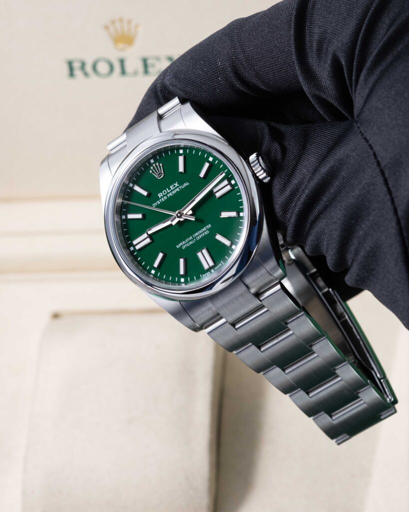 Rolex Oyster Perpetual 134300 2025