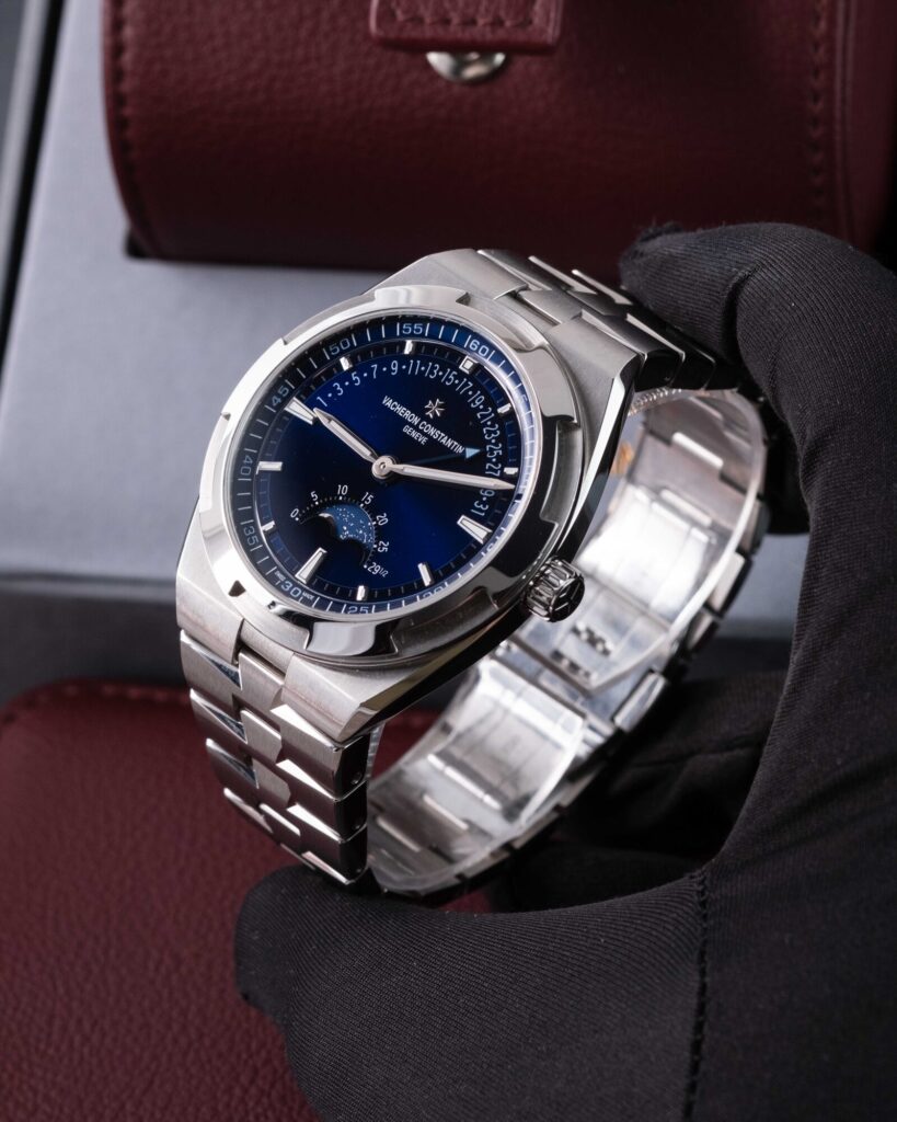 Vacheron Constantin Overseas 4000V210A-B911 2025