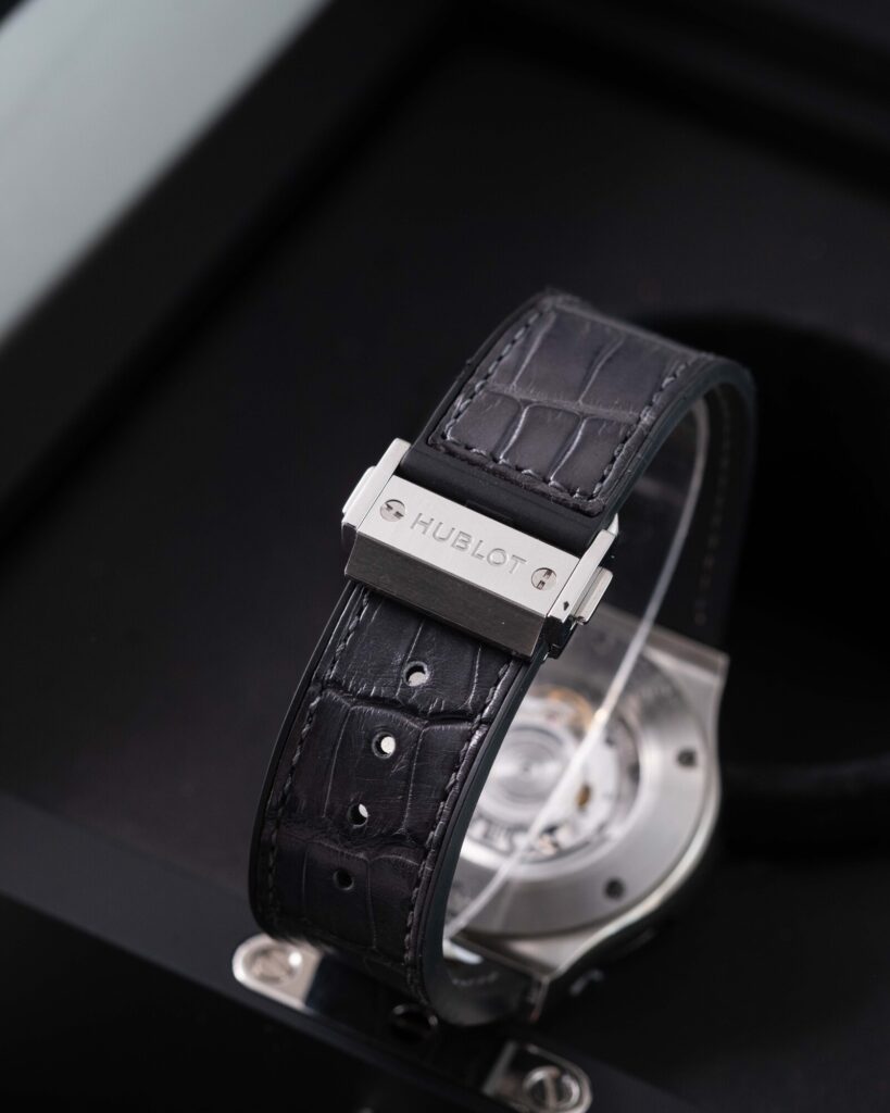 Hublot Classic Fusion Chronograph 541.NX.7070.LR 2022