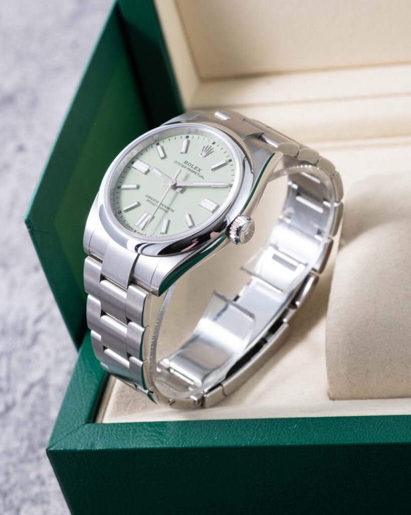 Rolex Oyster Perpetual 134300 2026