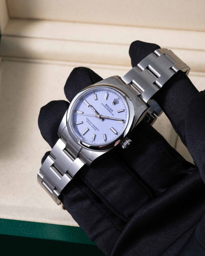Rolex Oyster Perpetual 124200 2025