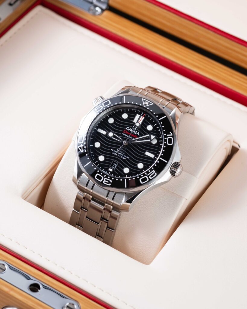 Omega Seamaster 300M 210.30.42.20.01.001 2026