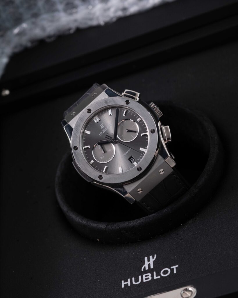 Hublot Classic Fusion Chronograph 541.NX.7070.LR 2022