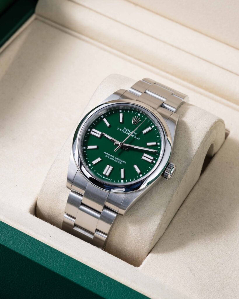 Rolex Oyster Perpetual 134300 2025