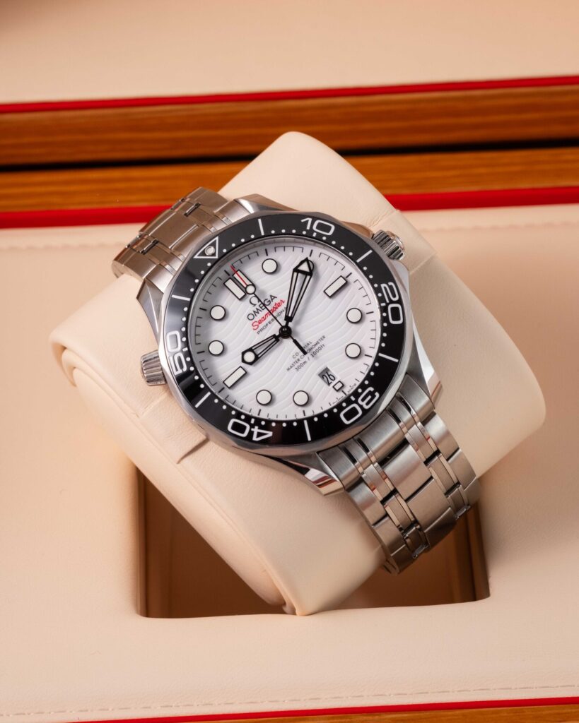 Omega Seamaster Diver 300M  210.30.42.20.04.001 2022