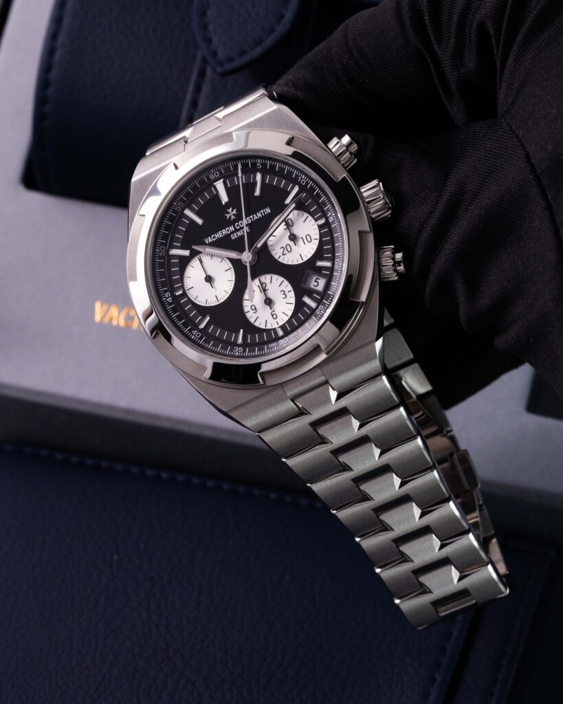 Vacheron Constantin Overseas 5520V/210A-B481 2026