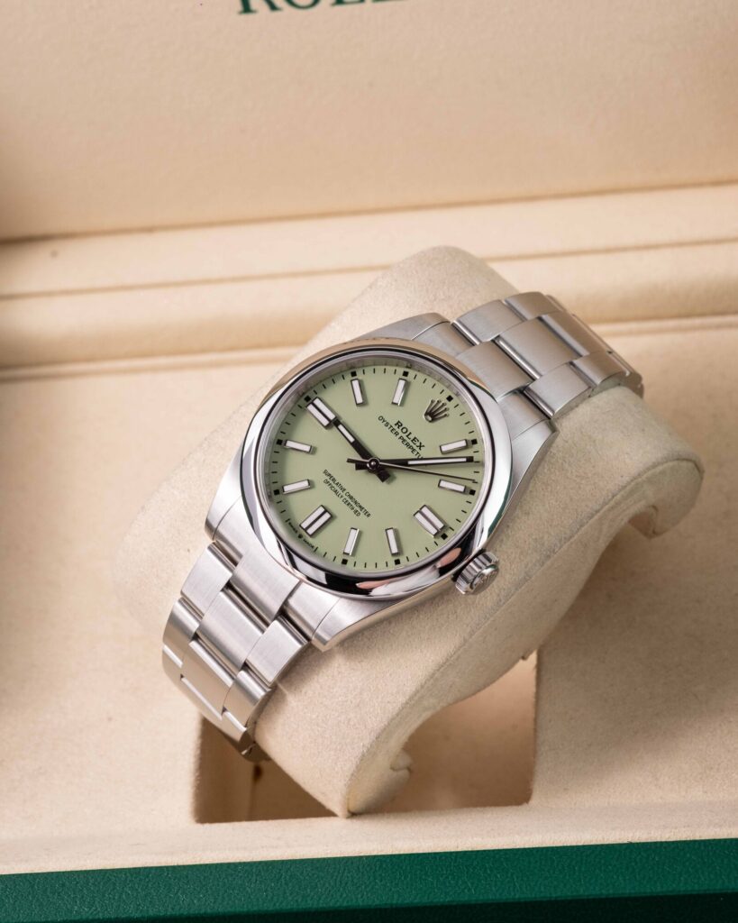 Rolex Oyster Perpetual 134300 2026