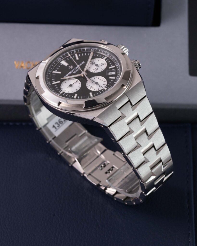 Vacheron Constantin Overseas 5520V/210A-B481 2026