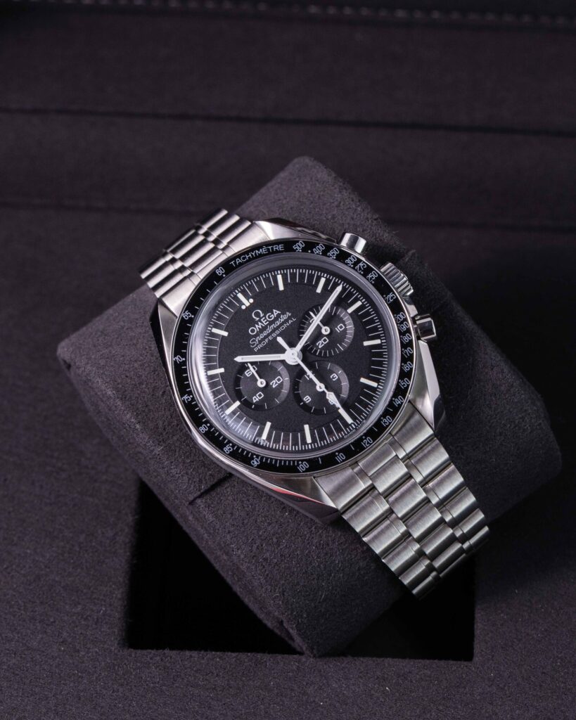 Omega Speedmaster 31030425001001 2026