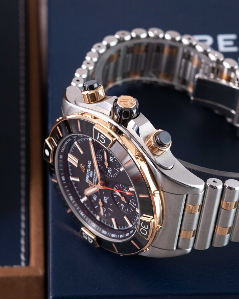 Breitling Super Chronomat UB0136