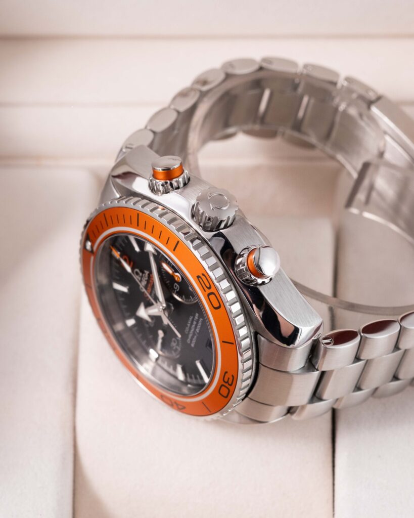 Omega Seamaster Planet Ocean 232.30.44.22.01.001 2018