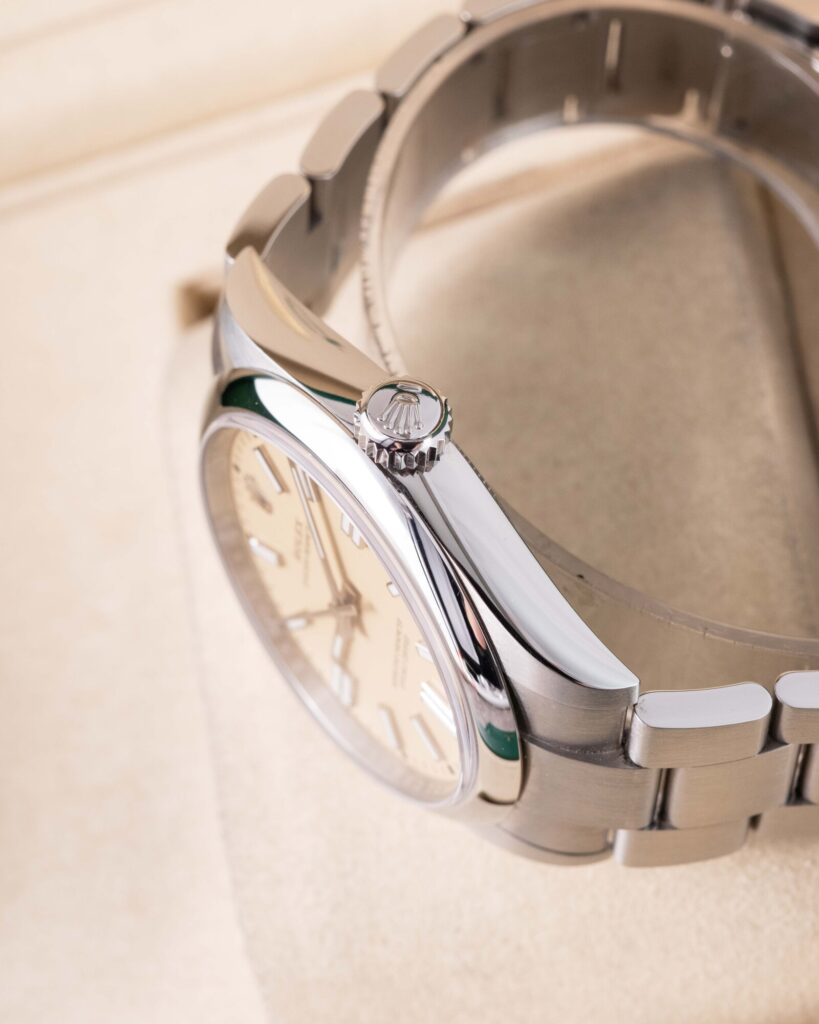 Rolex Oyster Perpetual 134300 2025