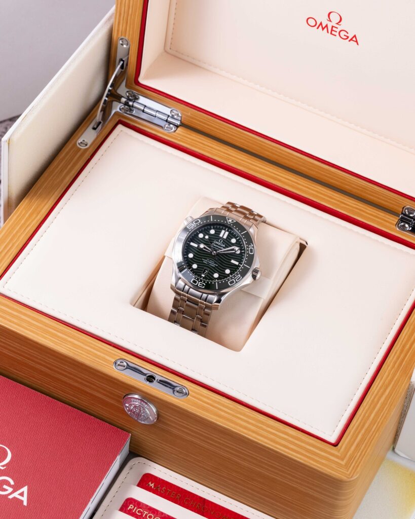 Omega Omega Seamaster Diver 300M 210.30.42.20.10.001 2025