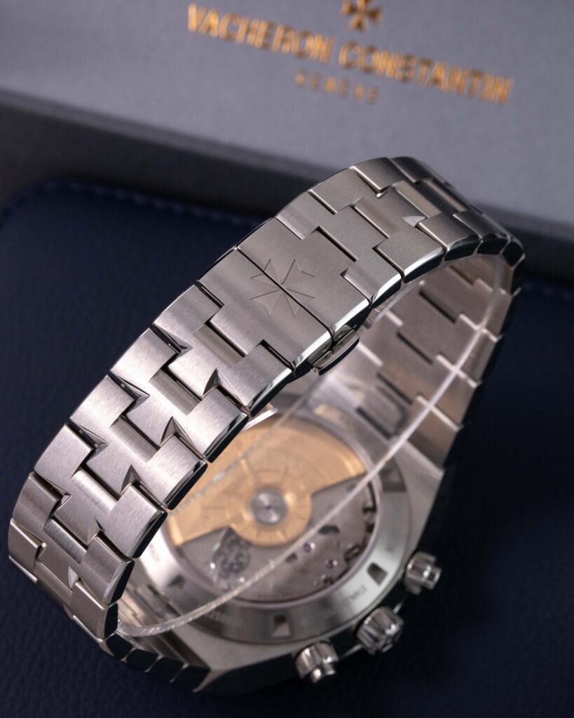 Vacheron Constantin Overseas 5520V/210A-B481 2026