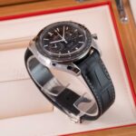 Omega Speedmaster 304.33.44.52.01.001 2022