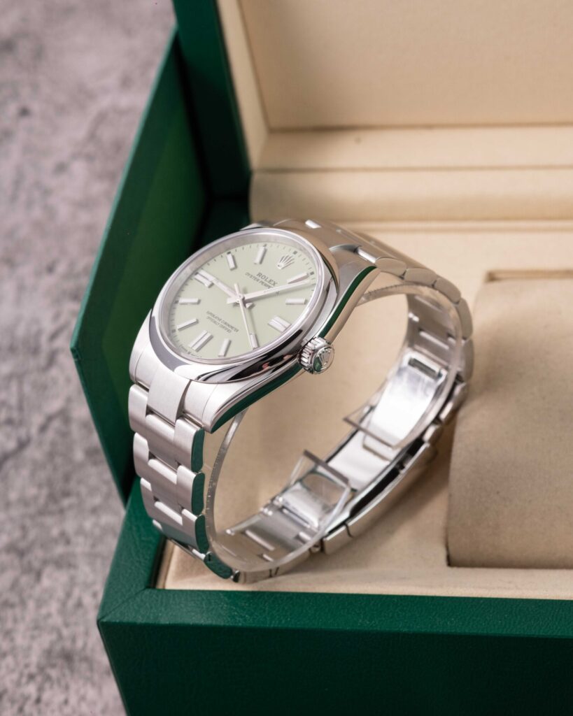 Rolex Oyster Perpetual 134300 2026