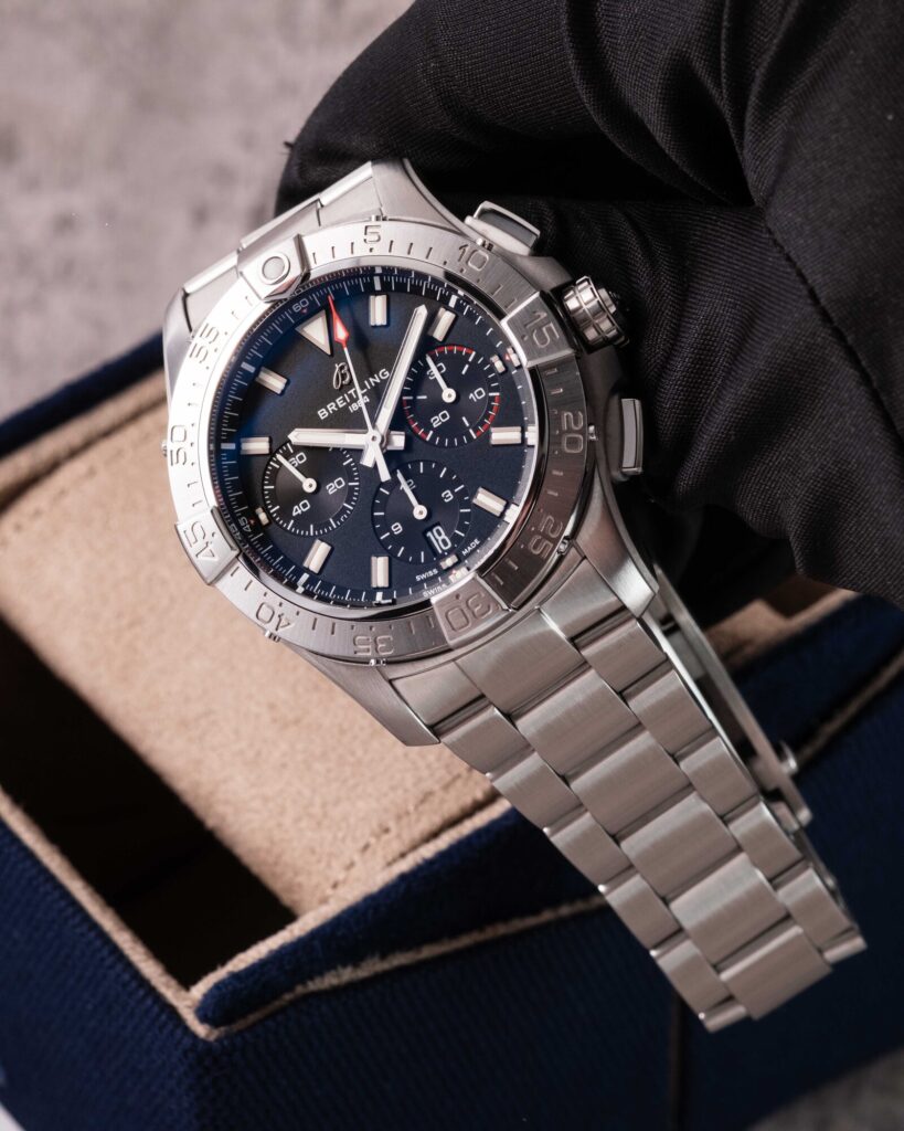 Breitling Avenger B01 AB0146101B1A1 2026