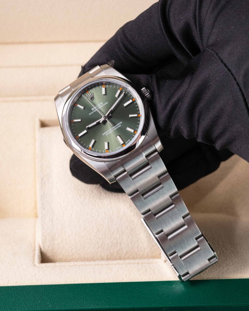 Rolex Oyster Perpetual 114200 2019