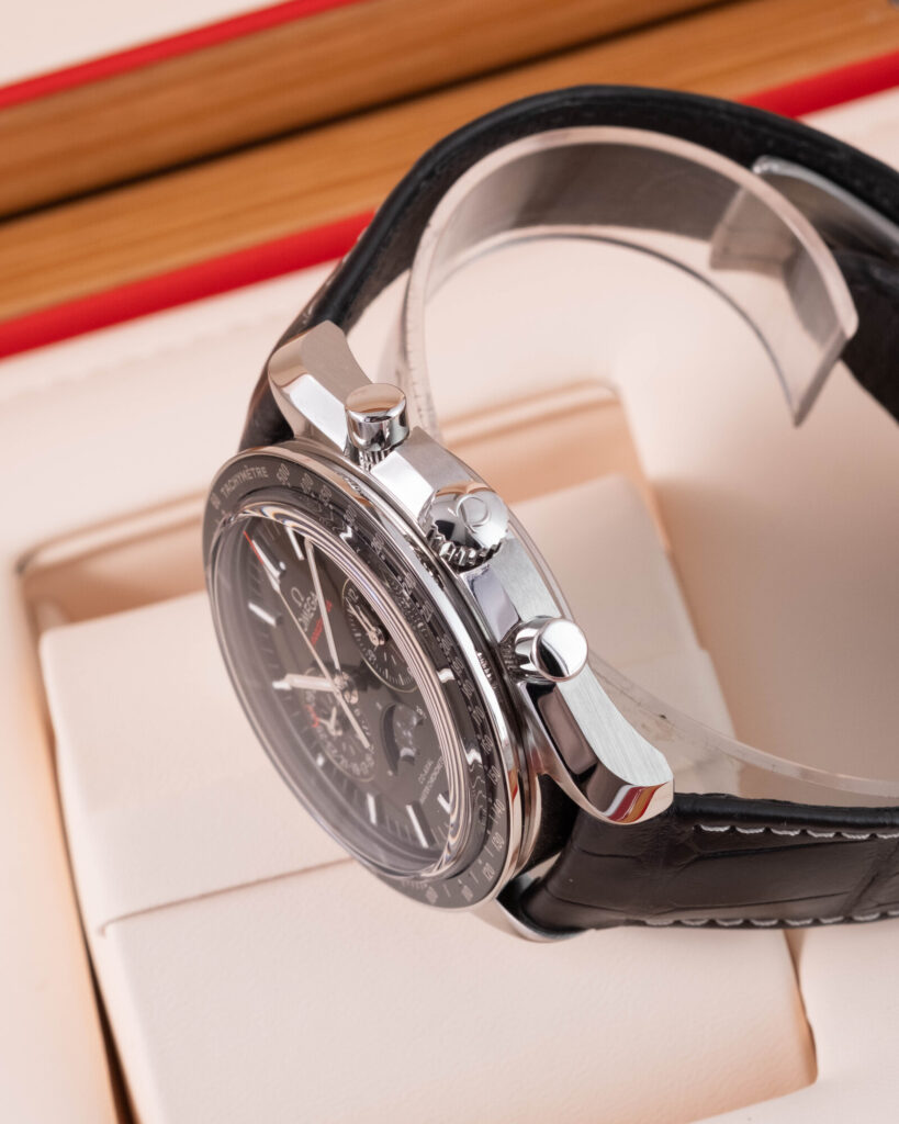 Omega Speedmaster 304.33.44.52.01.001 2022
