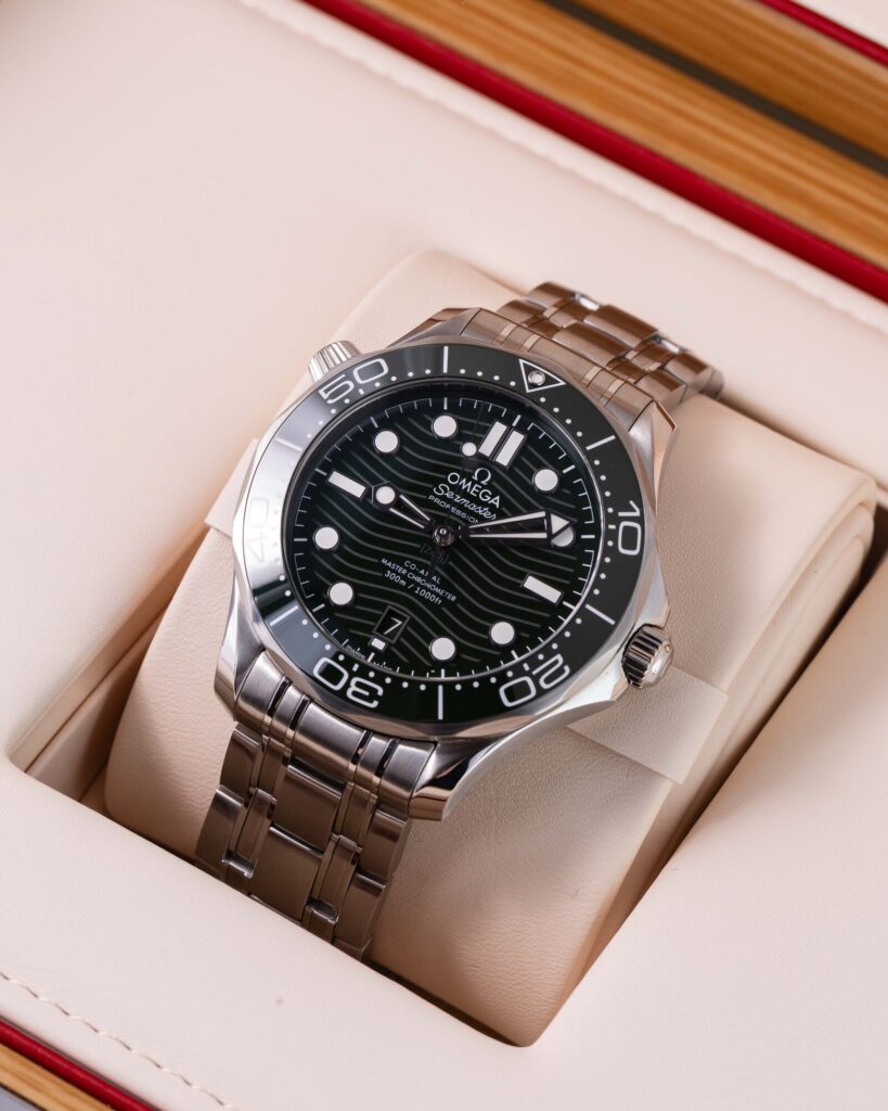Omega Omega Seamaster Diver 300M 210.30.42.20.10.001 2025