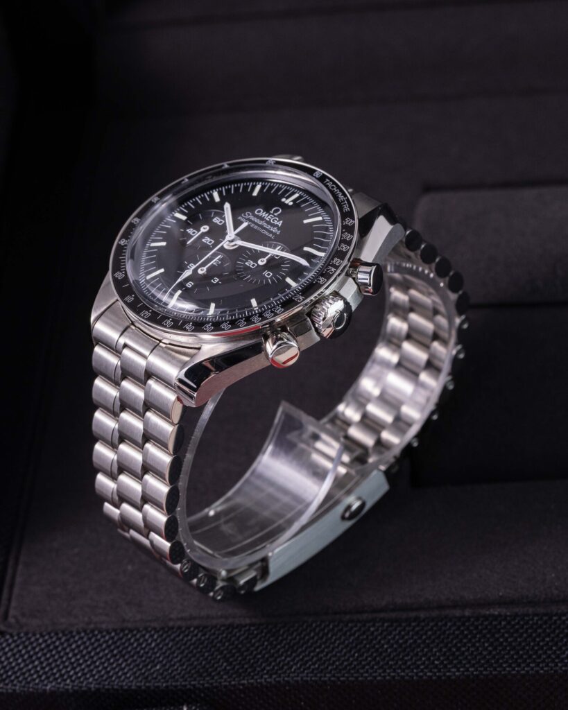 Omega Speedmaster 31030425001001 2026